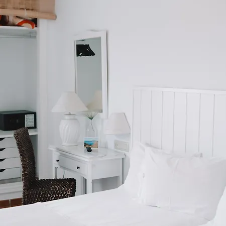 Guest house Del Cabo 2*